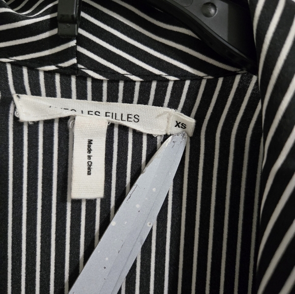 Avec Les Filles Striped Midi Wrap Dress Size XS Long Sleeve Lightweight Macy's - Picture 13 of 16